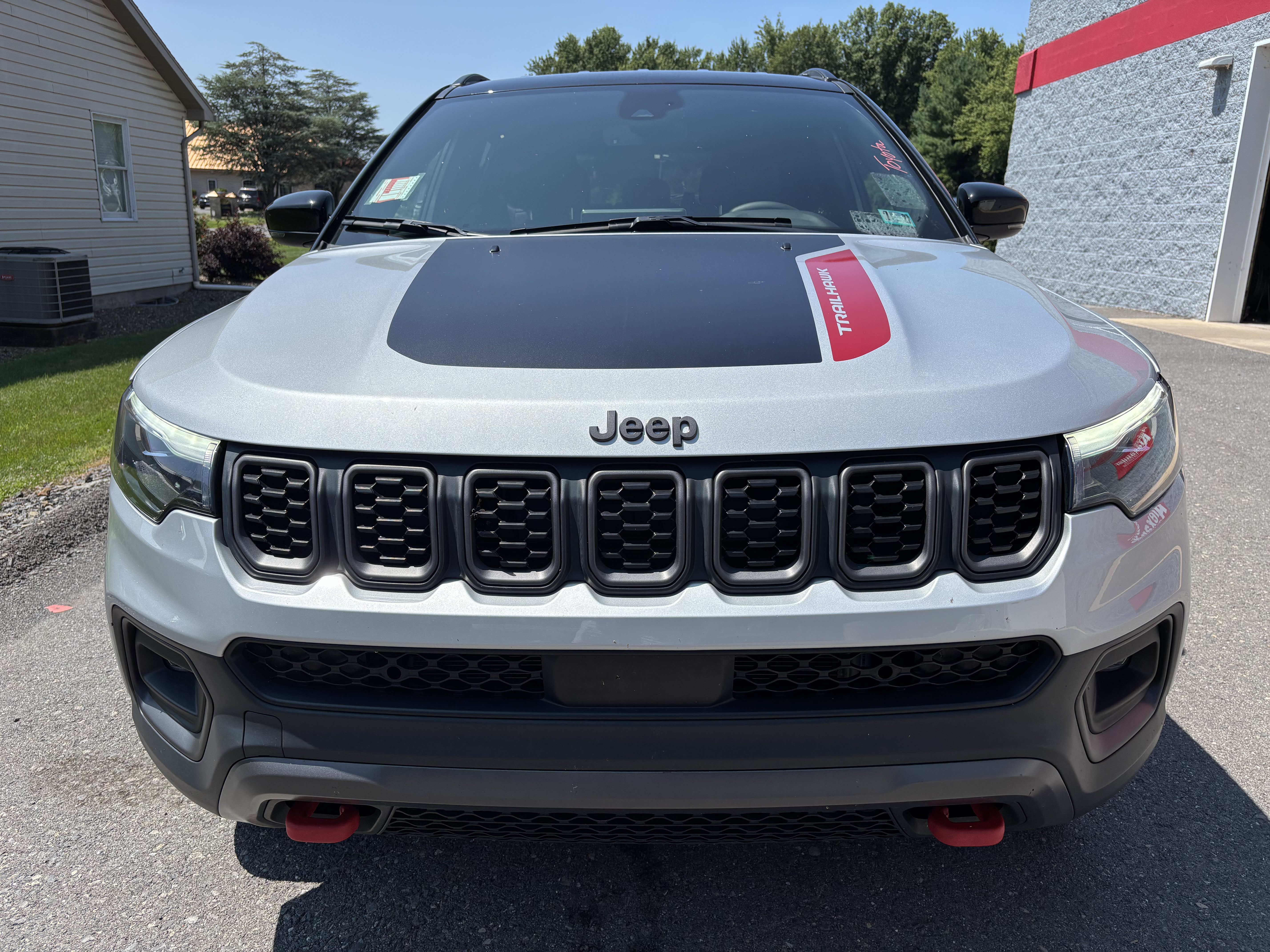 Used 2025 Jeep Compass Trailhawk w/ Trailhawk Elite Group AWD/4WD image 9