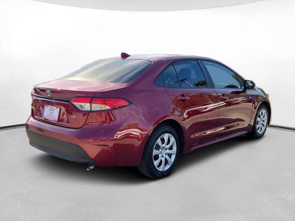 Used 2024 Toyota Corolla LE FWD image 4