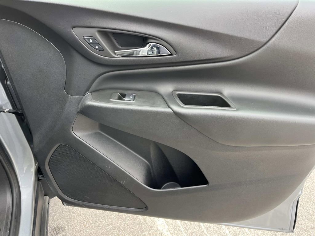 Used 2024 Chevrolet Equinox LT image 23
