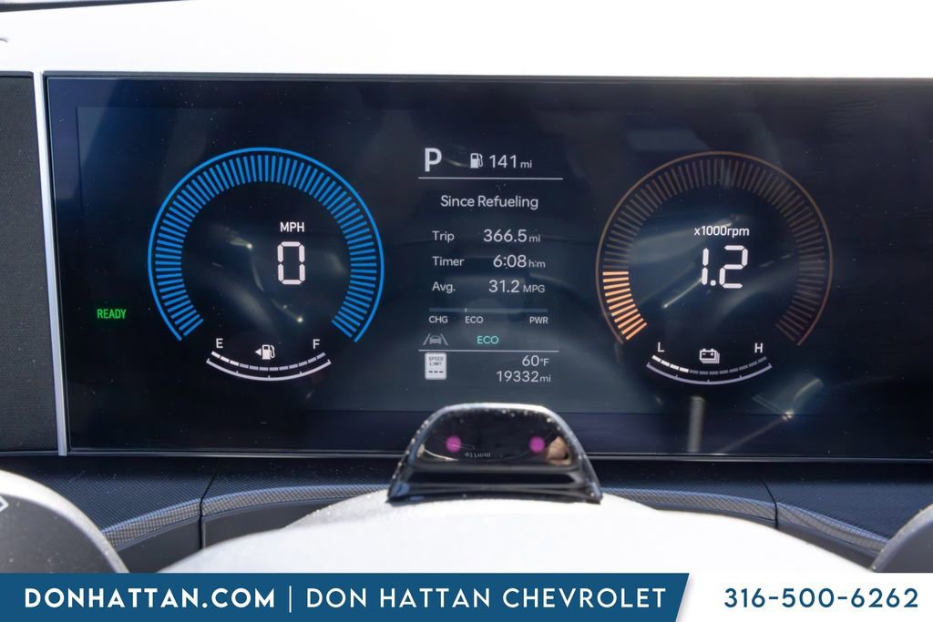Used 2025 Hyundai Santa Fe SEL FWD image 5