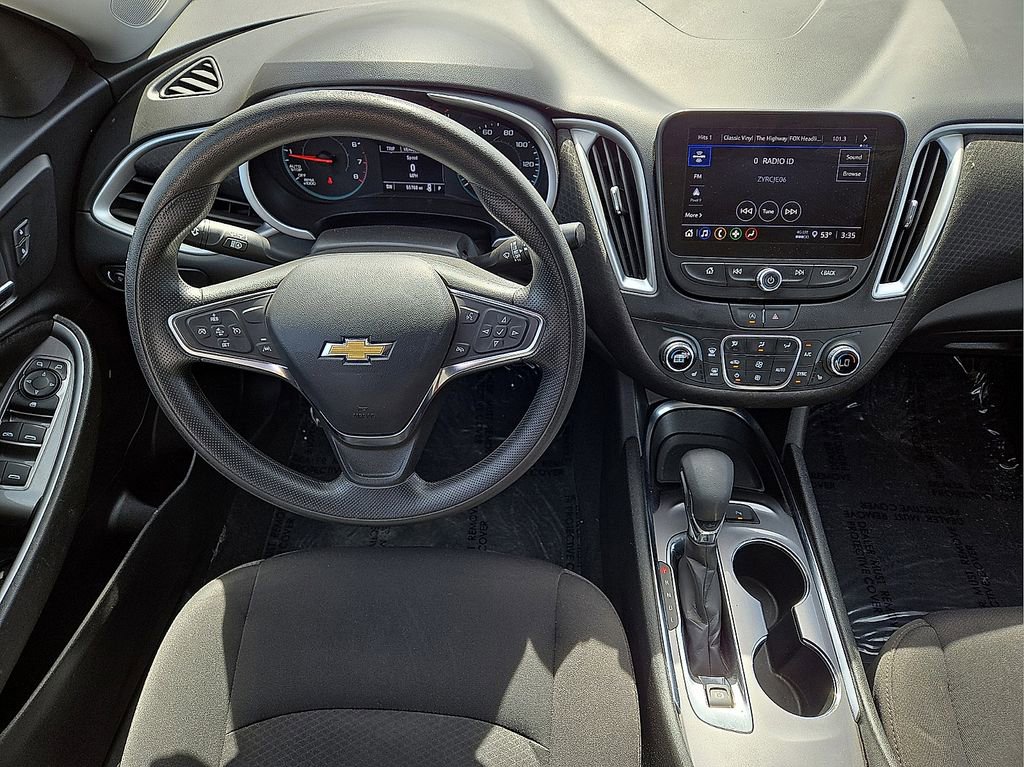 Used 2024 Chevrolet Malibu LT image 15