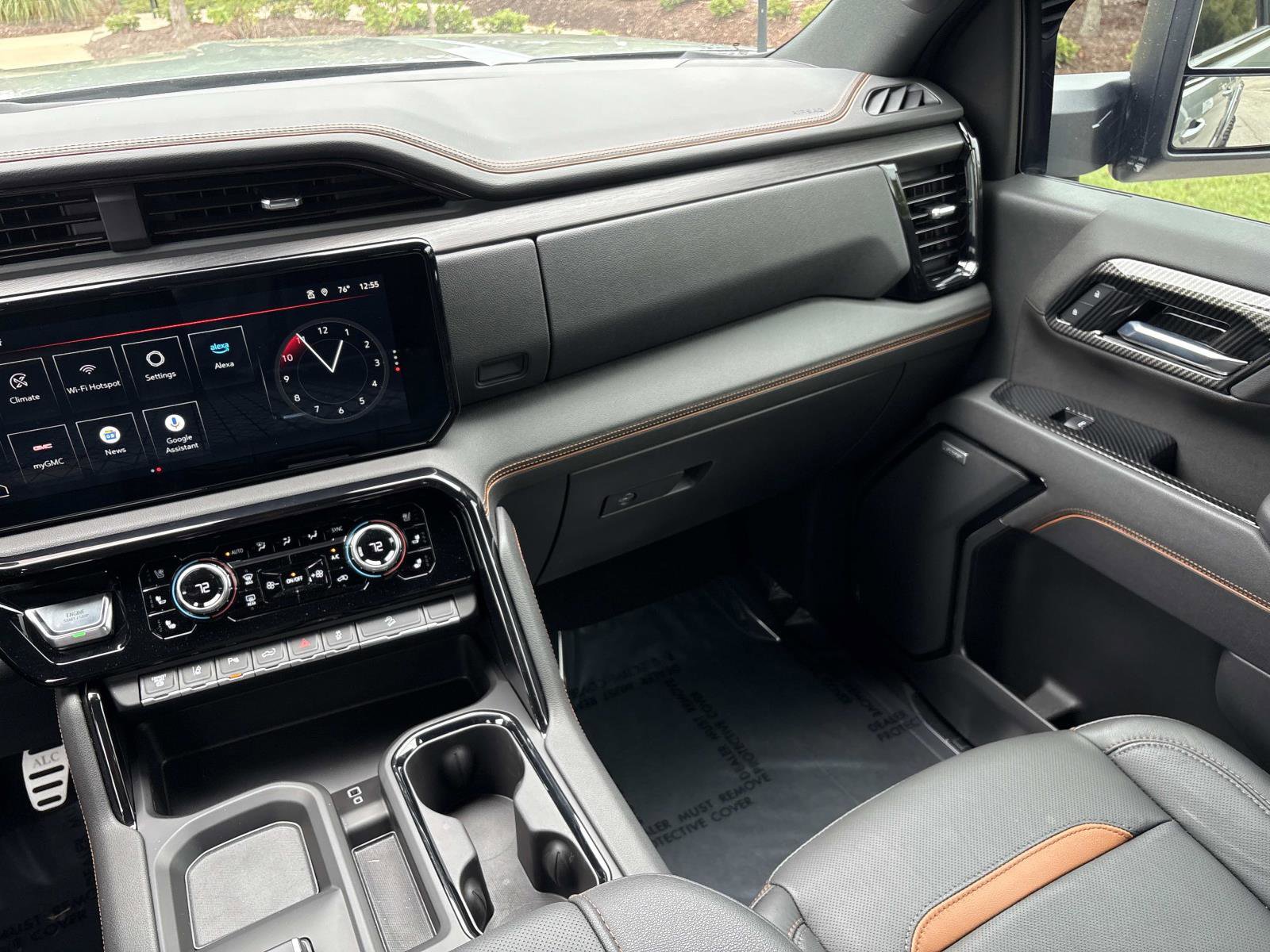 Used 2025 GMC Sierra 2500 AT4 w/ AT4 Premium Plus Package image 29