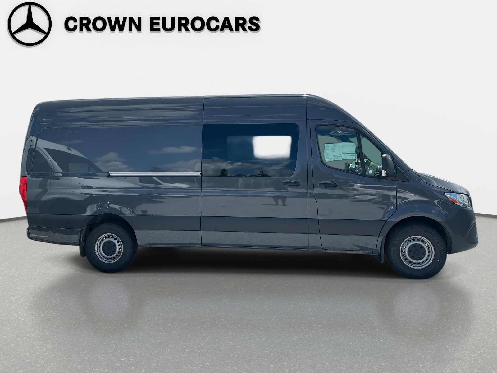 New 2025 Mercedes-Benz Sprinter 2500 image 4