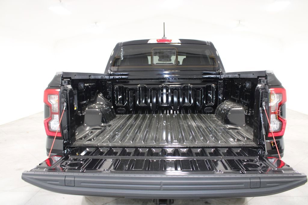New 2025 Ford Ranger Lariat w/ FX4 Off-Road Package image 13