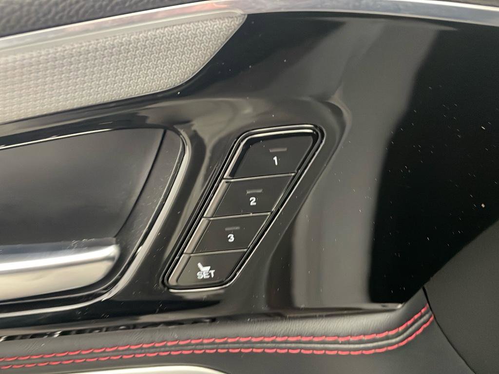 Used 2022 Acura MDX A-Spec image 15