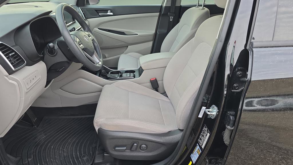 Used 2021 Hyundai Tucson Value FWD image 14