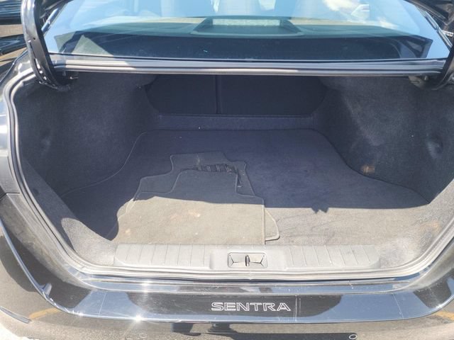 Used 2025 Nissan Sentra SV FWD image 2