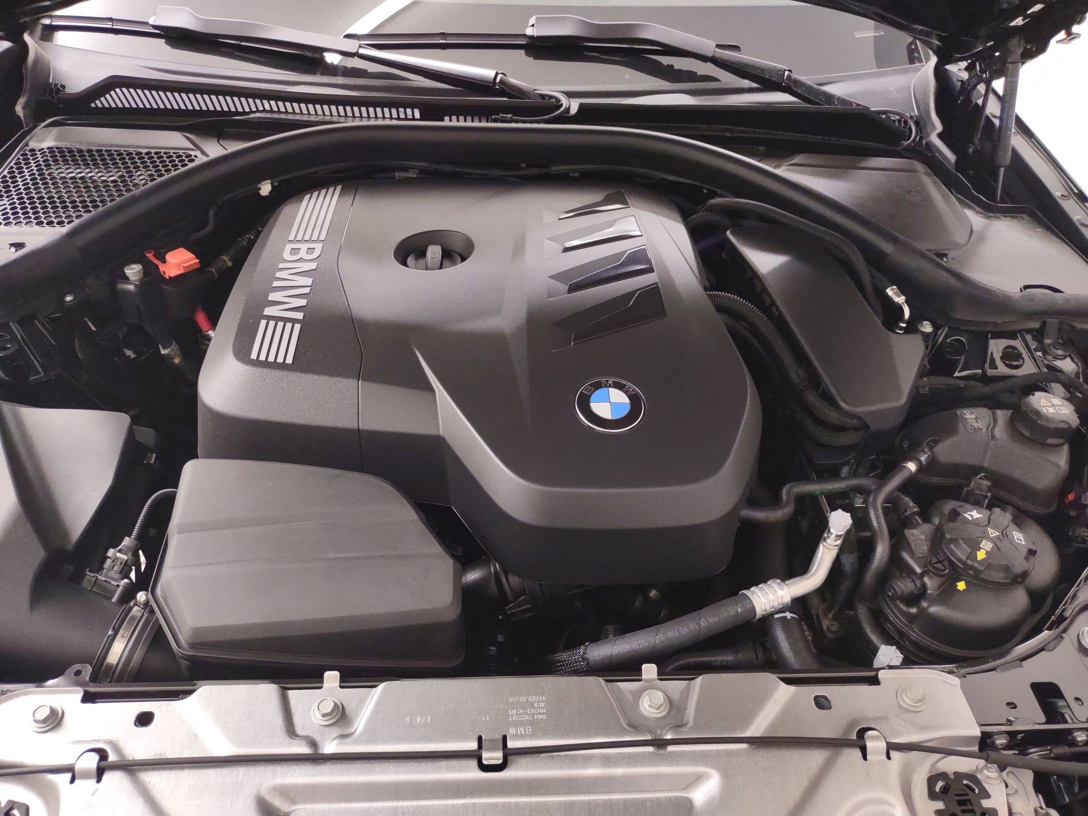 New 2026 BMW 330i Sedan w/ Convenience Package image 30