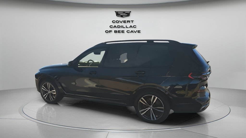 Used 2023 BMW X7 xDrive40i w/ M Sport Package image 6