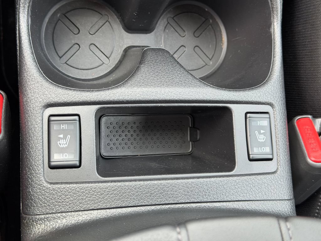 Used 2019 Nissan Rogue Sport SV w/ Technology Package AWD/4WD image 31