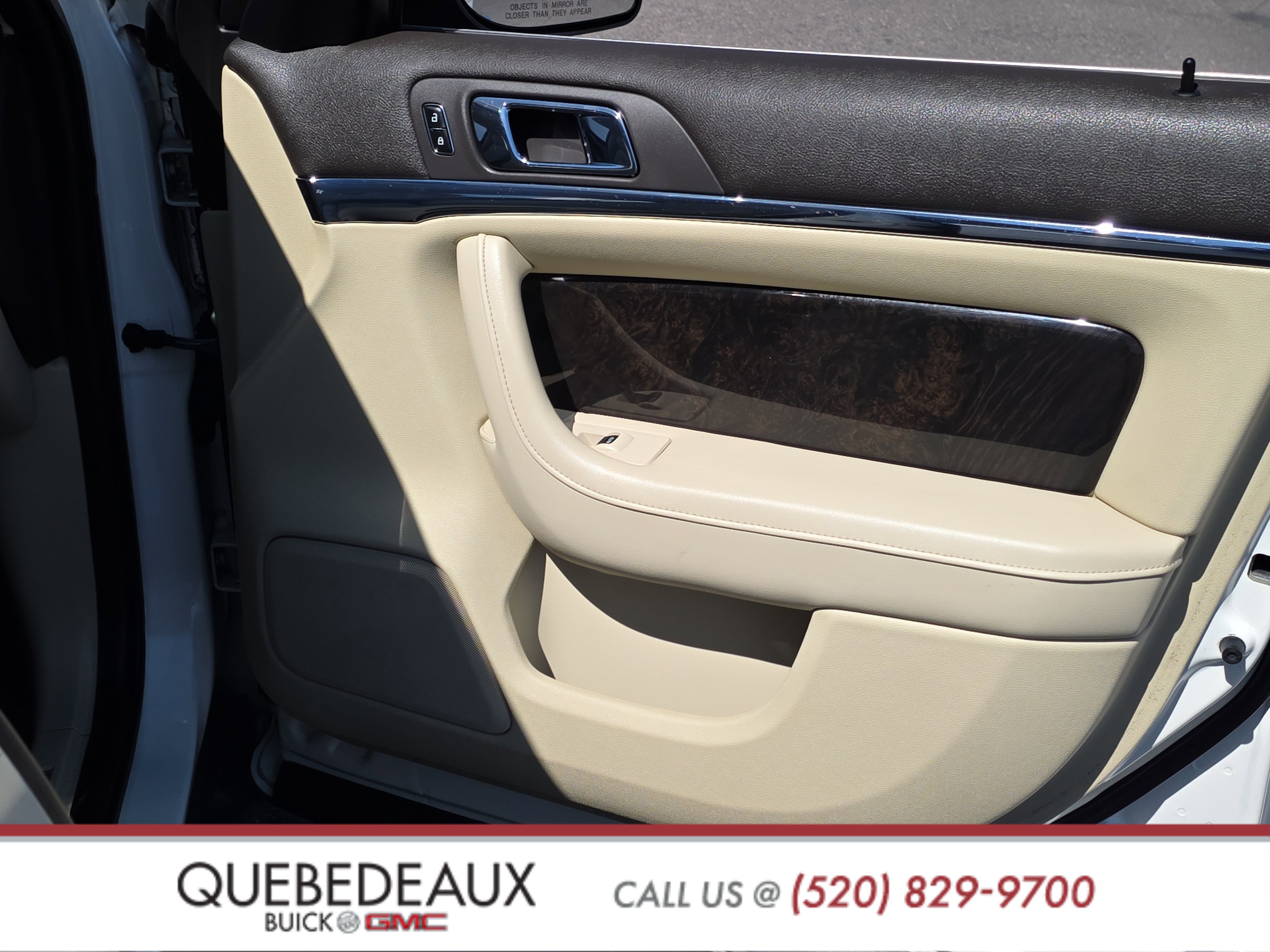 Used 2013 Lincoln MKS FWD image 31