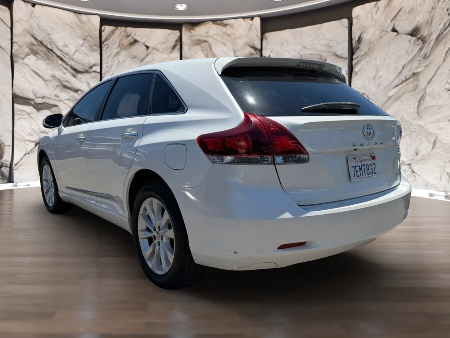 Used 2014 Toyota Venza XLE w/ XLE Premium Package FWD image 8