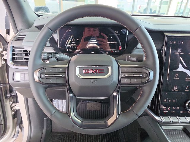 New 2026 GMC Acadia AT4 w/ Luxury Package AWD/4WD image 24