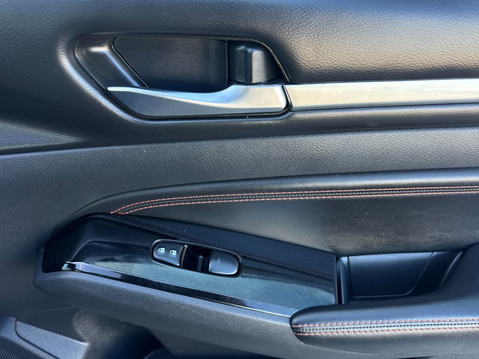 Used 2023 Nissan Altima 2.5 SR image 18