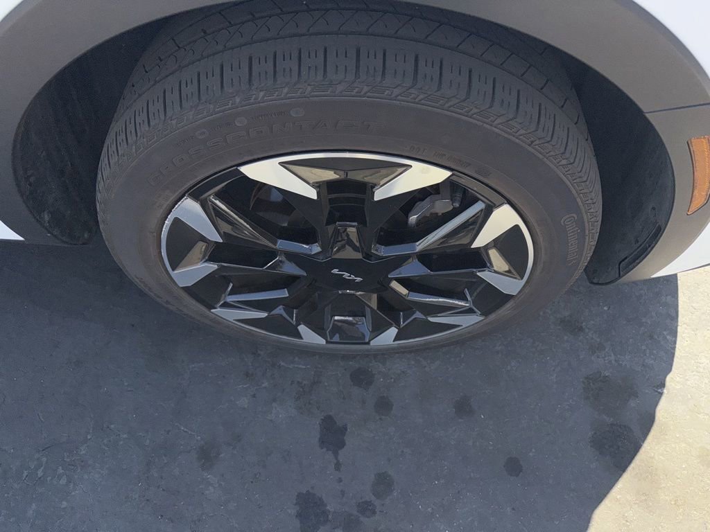 Used 2025 Kia Sorento EX w/ Panoramic Sunroof Package image 24