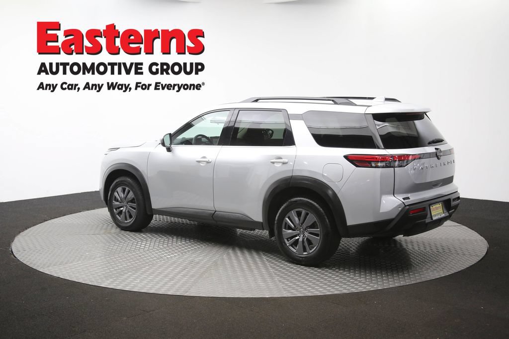 Used 2025 Nissan Pathfinder SV FWD image 69