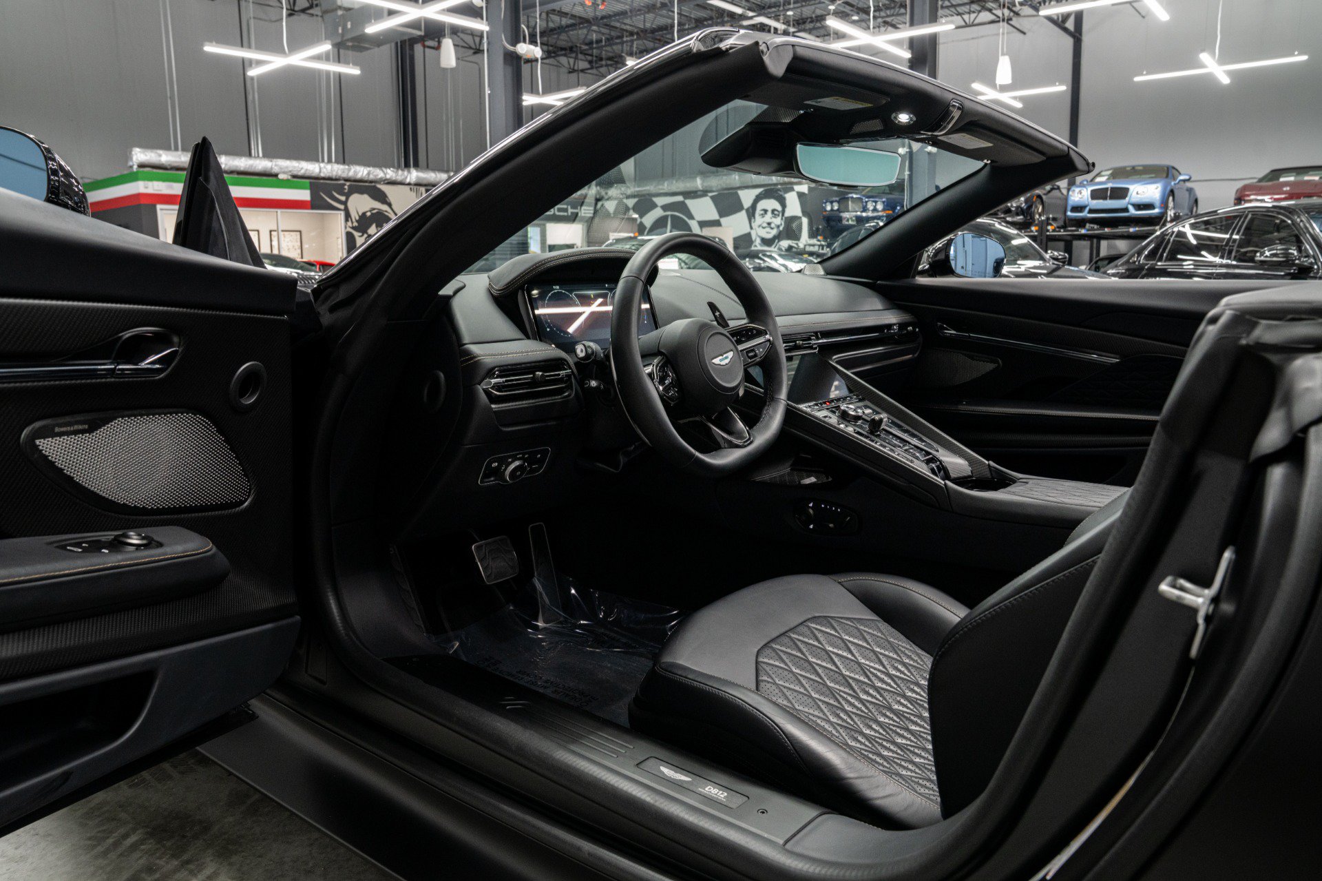 Used 2025 Aston Martin DB12 Convertible RWD image 23