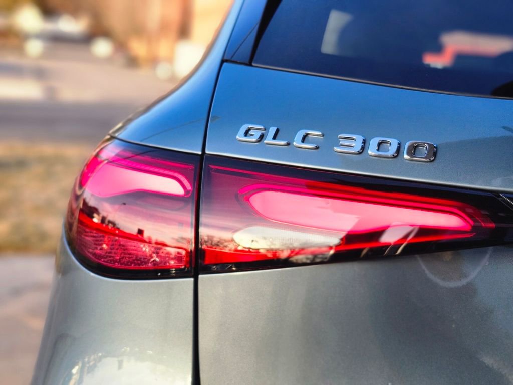 New 2026 Mercedes-Benz GLC 300 4MATIC image 9