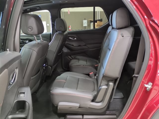 Used 2023 Chevrolet Traverse RS AWD/4WD image 15
