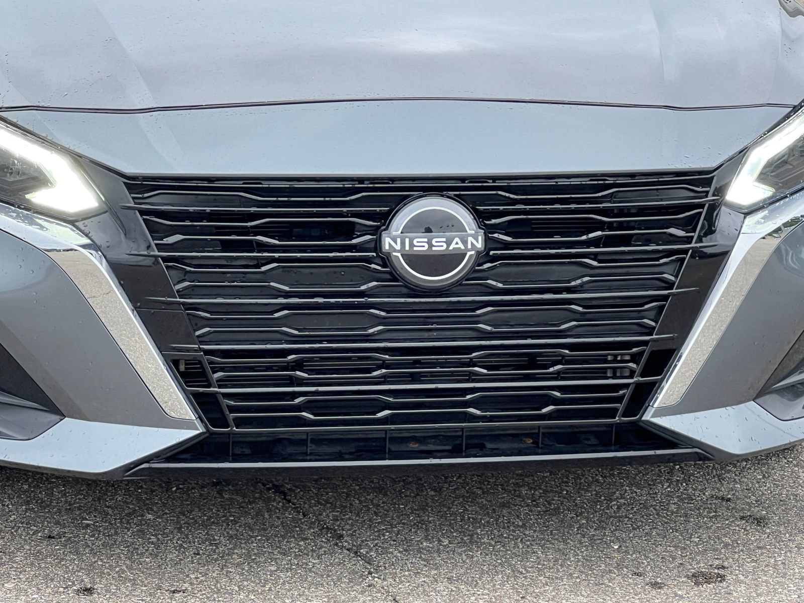 Used 2024 Nissan Altima 2.5 SV FWD image 33