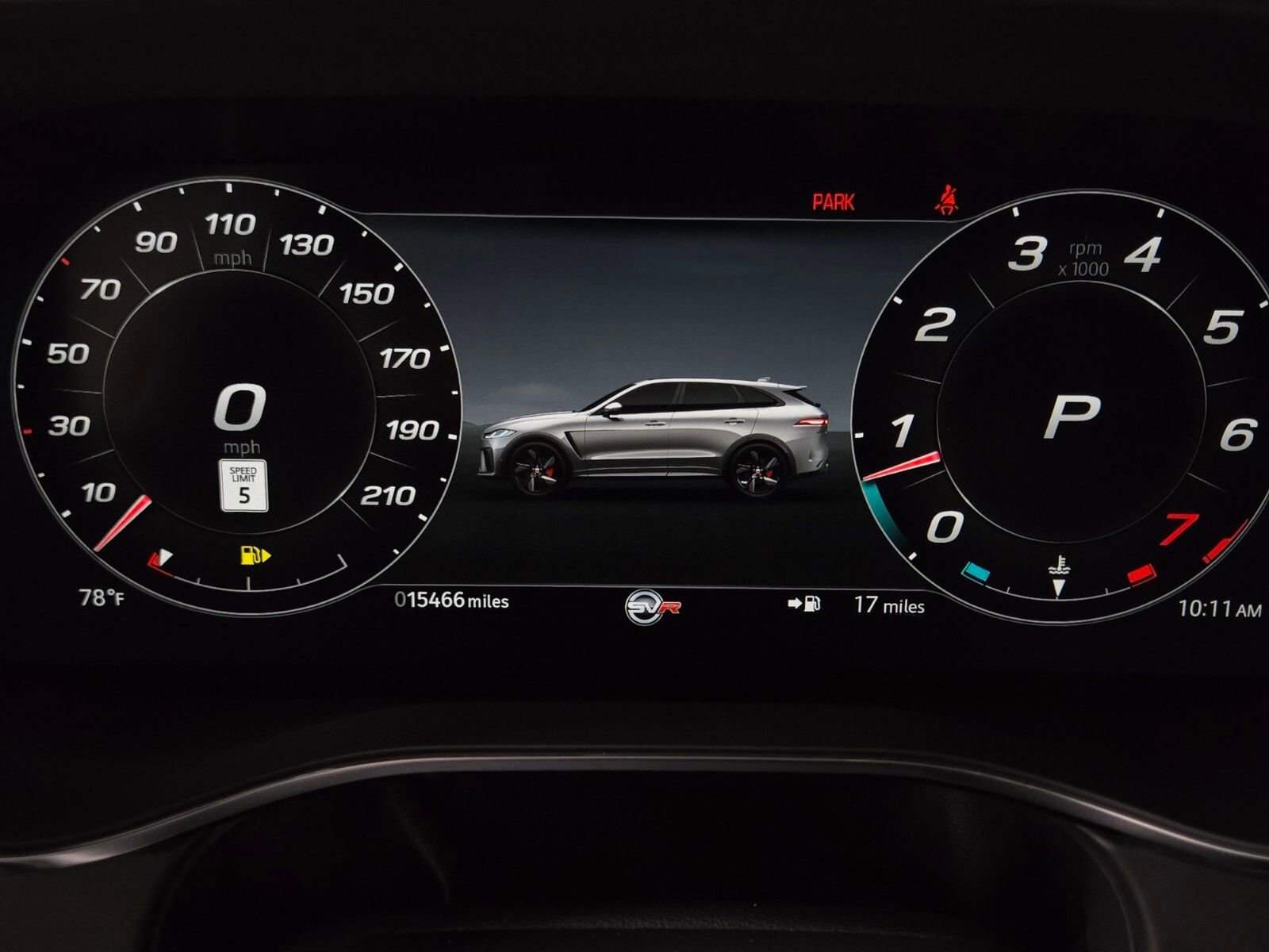 Used 2023 Jaguar F-PACE SVR image 32