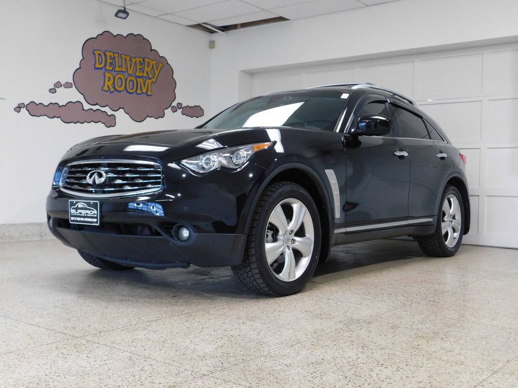 Used 2010 INFINITI FX35 AWD w/ Technology Pkg image 1