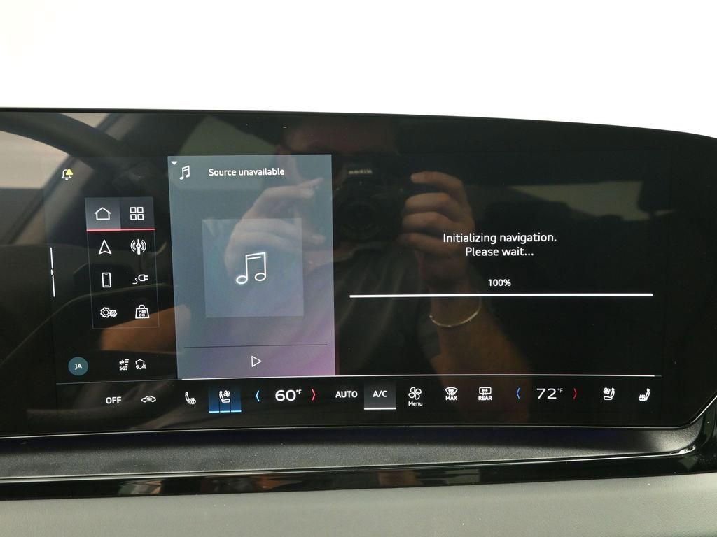 New 2025 Audi Q6 e-tron Premium Plus image 17