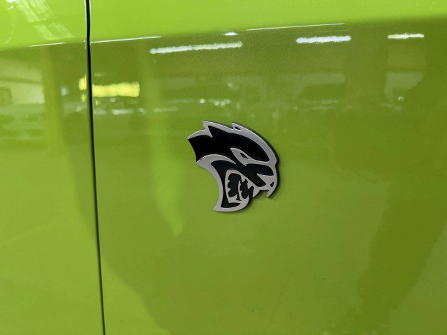 Used 2015 Dodge Challenger SRT Hellcat image 18