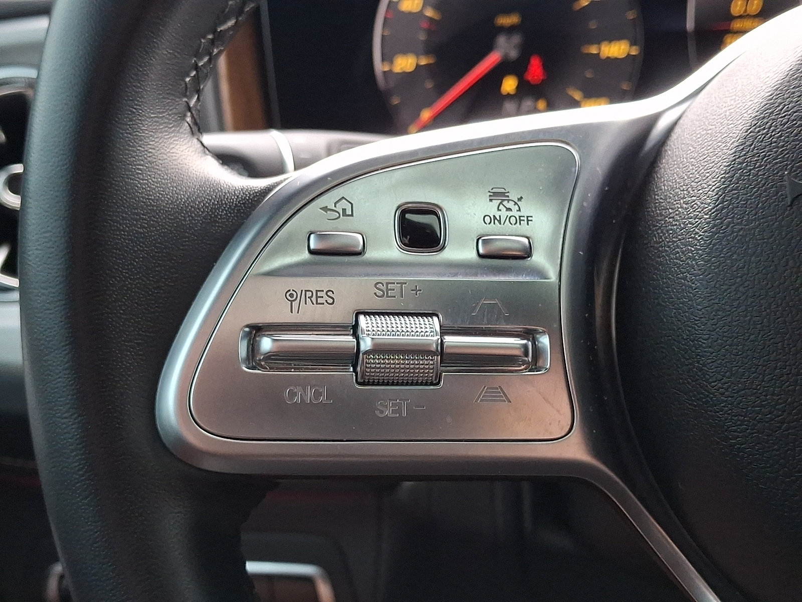 Certified 2022 Mercedes-Benz G 550 image 23