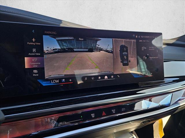 New 2026 BMW 740i w/ Premium Package RWD image 13
