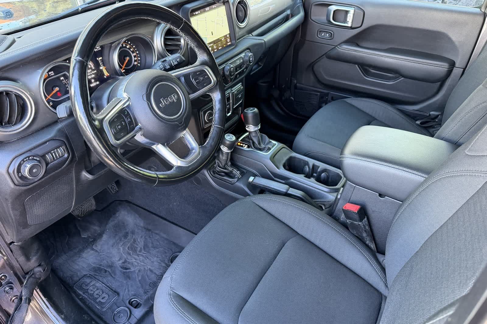 Used 2020 Jeep Wrangler Unlimited Sahara AWD/4WD image 16