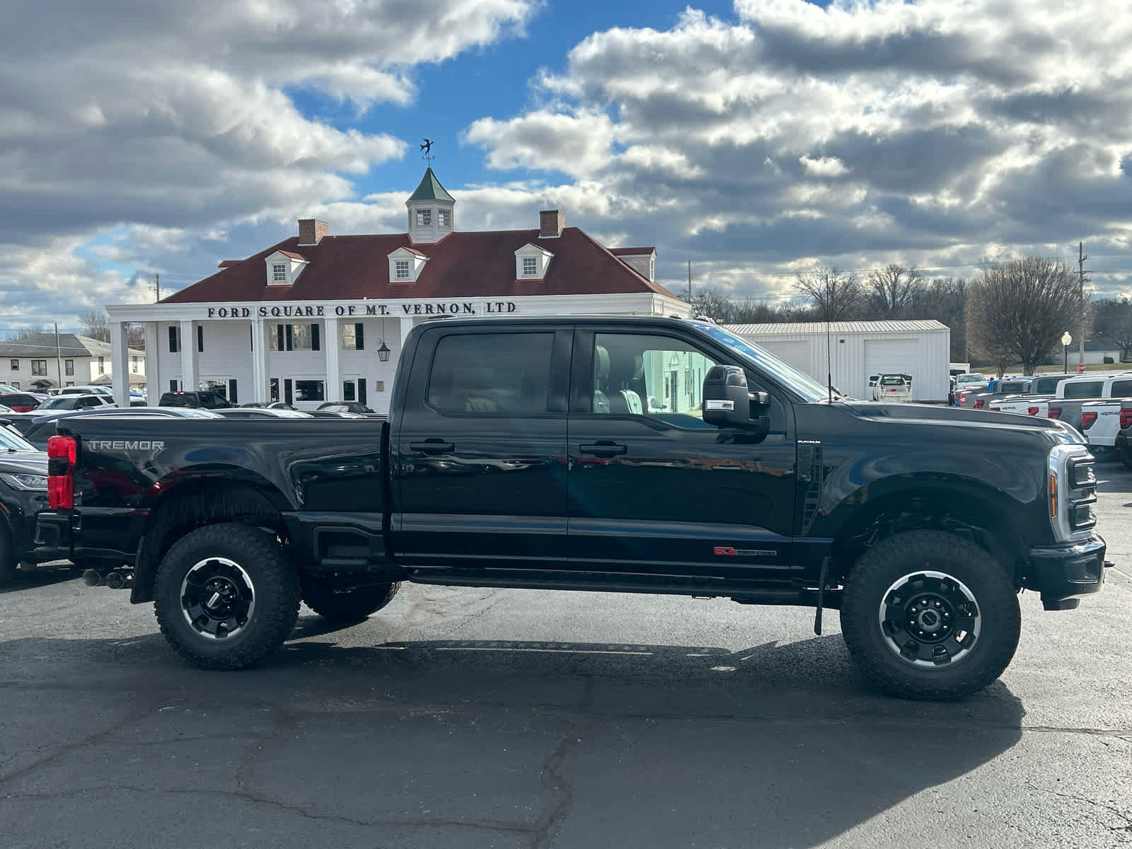 New 2026 Ford F350 Platinum w/ Tremor Off-Road Package image 3