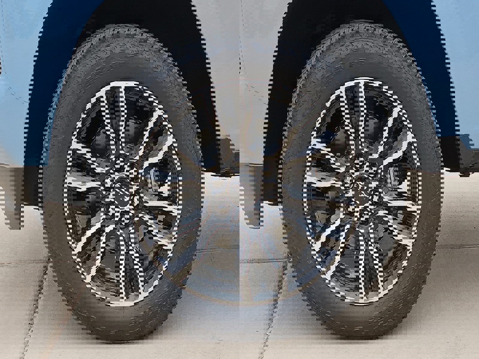 New 2025 Chevrolet Colorado Z71 image 9