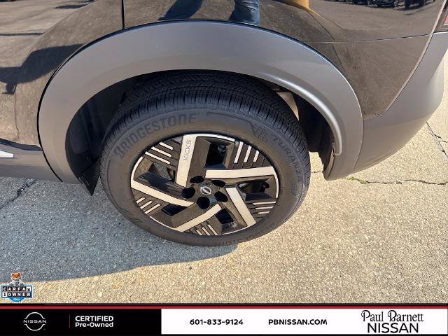 Certified 2025 Nissan Kicks SV w/ Charging Package FWD image 28