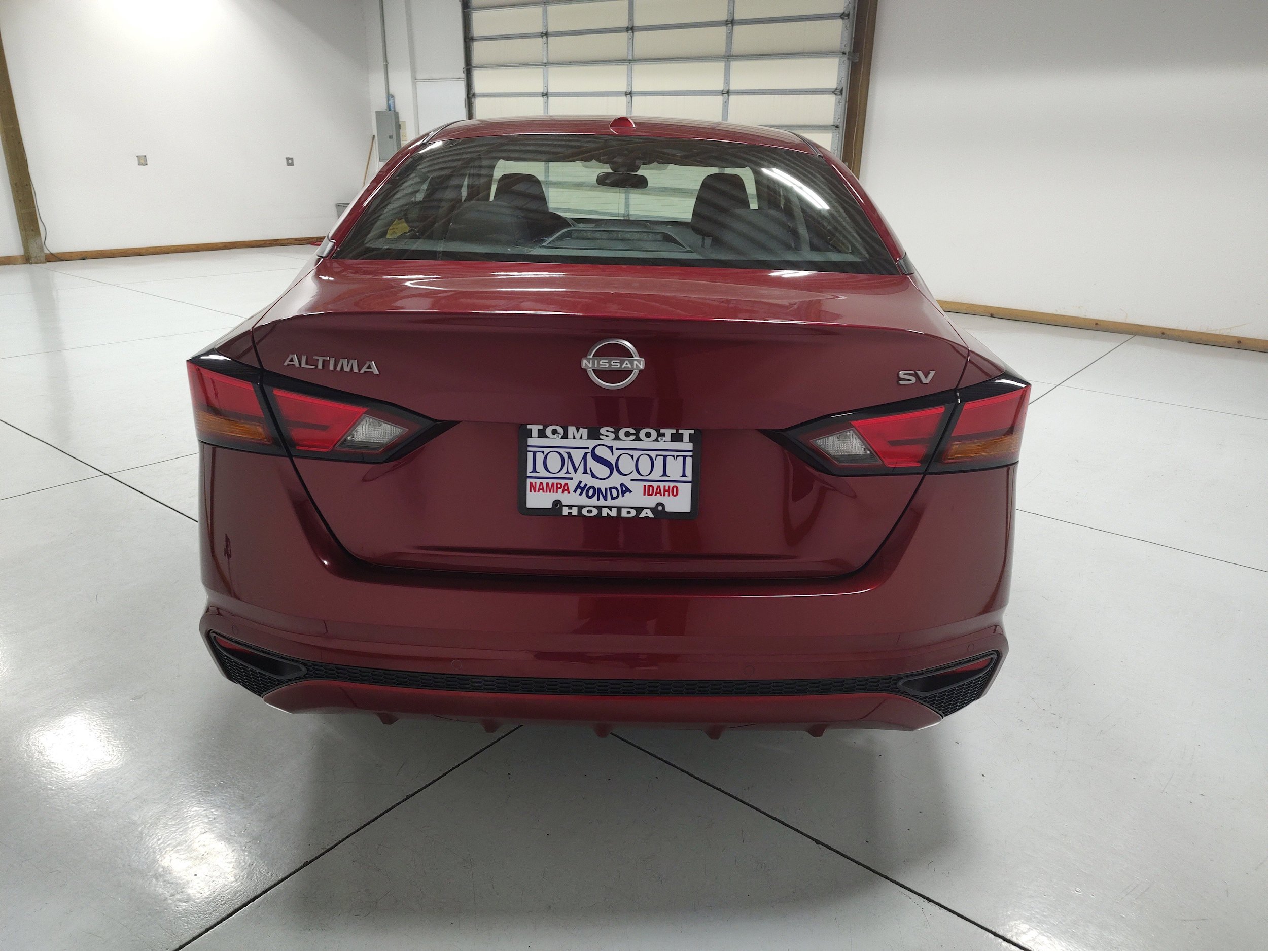 Used 2024 Nissan Altima 2.5 SV FWD image 12