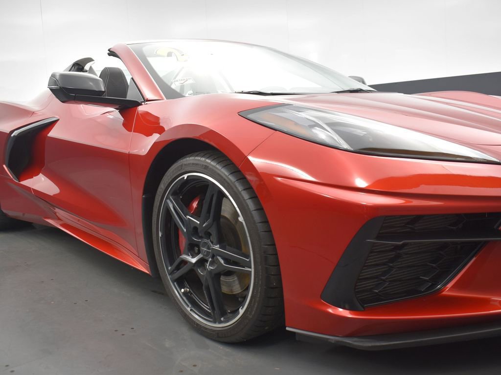 Used 2021 Chevrolet Corvette Stingray Premium Conv w/ Z51 Performance Package image 27