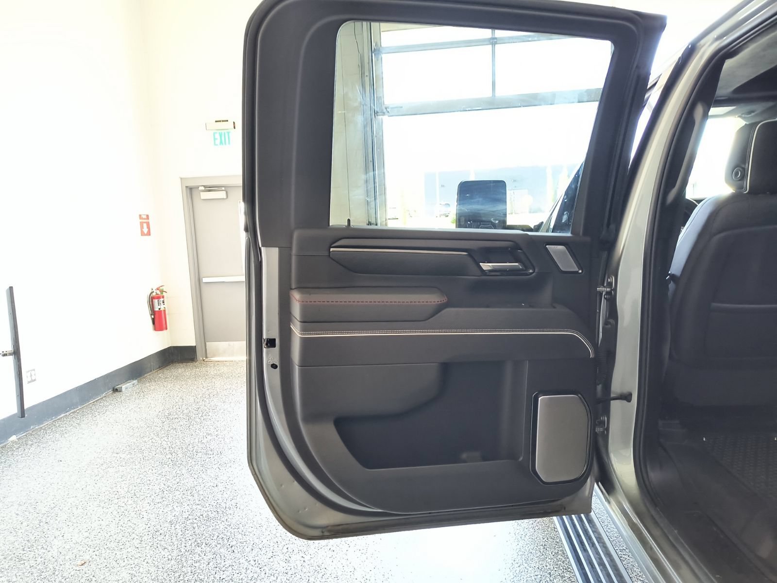 Used 2024 GMC Sierra 2500 AT4X AWD/4WD image 32
