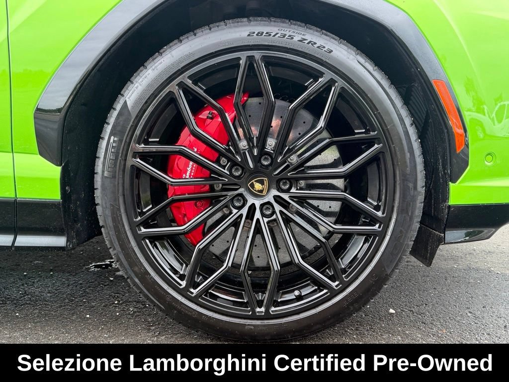 Used 2025 Lamborghini Urus SE AWD/4WD image 19