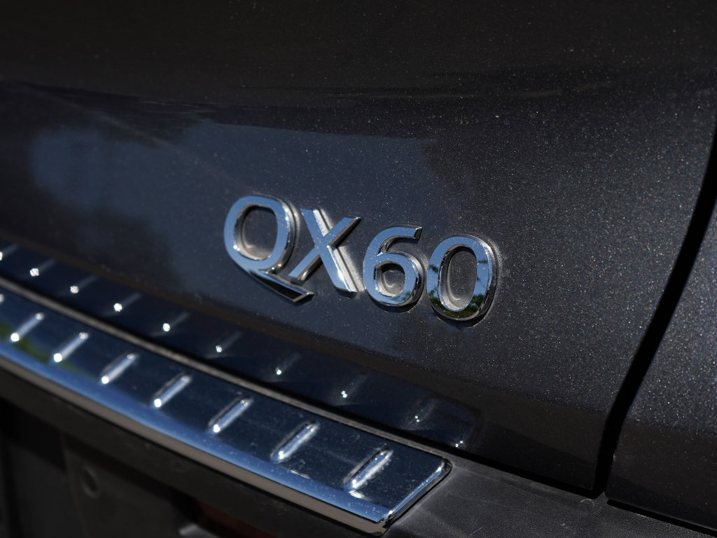 Used 2023 INFINITI QX55 Essential w/ Cargo Package AWD/4WD image 10