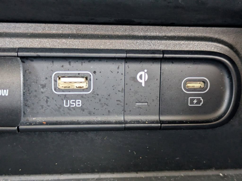 Used 2023 Kia Sportage SX image 23