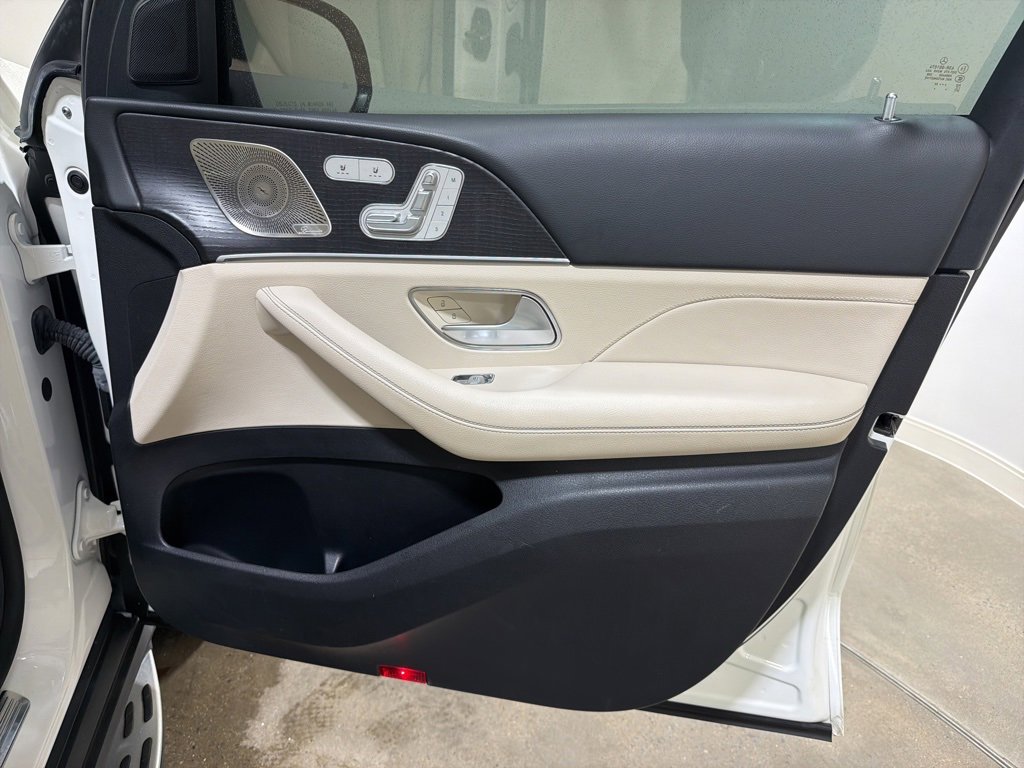 Used 2022 Mercedes-Benz GLS 450 GLS 450 image 23