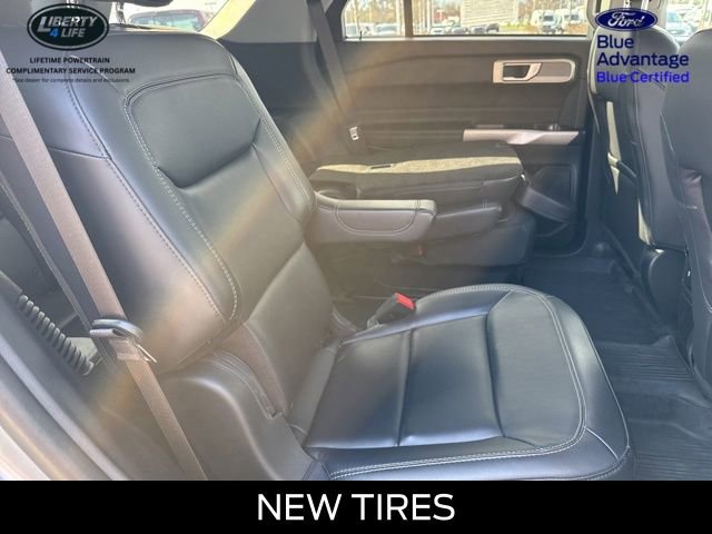 Used 2023 Ford Explorer XLT w/ Equipment Group 202A image 11