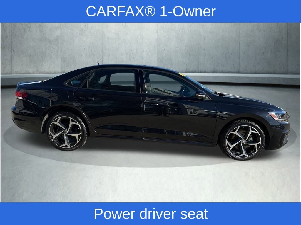 Used 2021 Volkswagen Passat 2.0T R-Line image 8