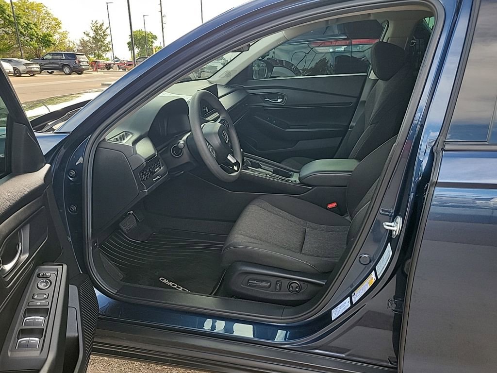 Used 2024 Honda Accord EX image 10