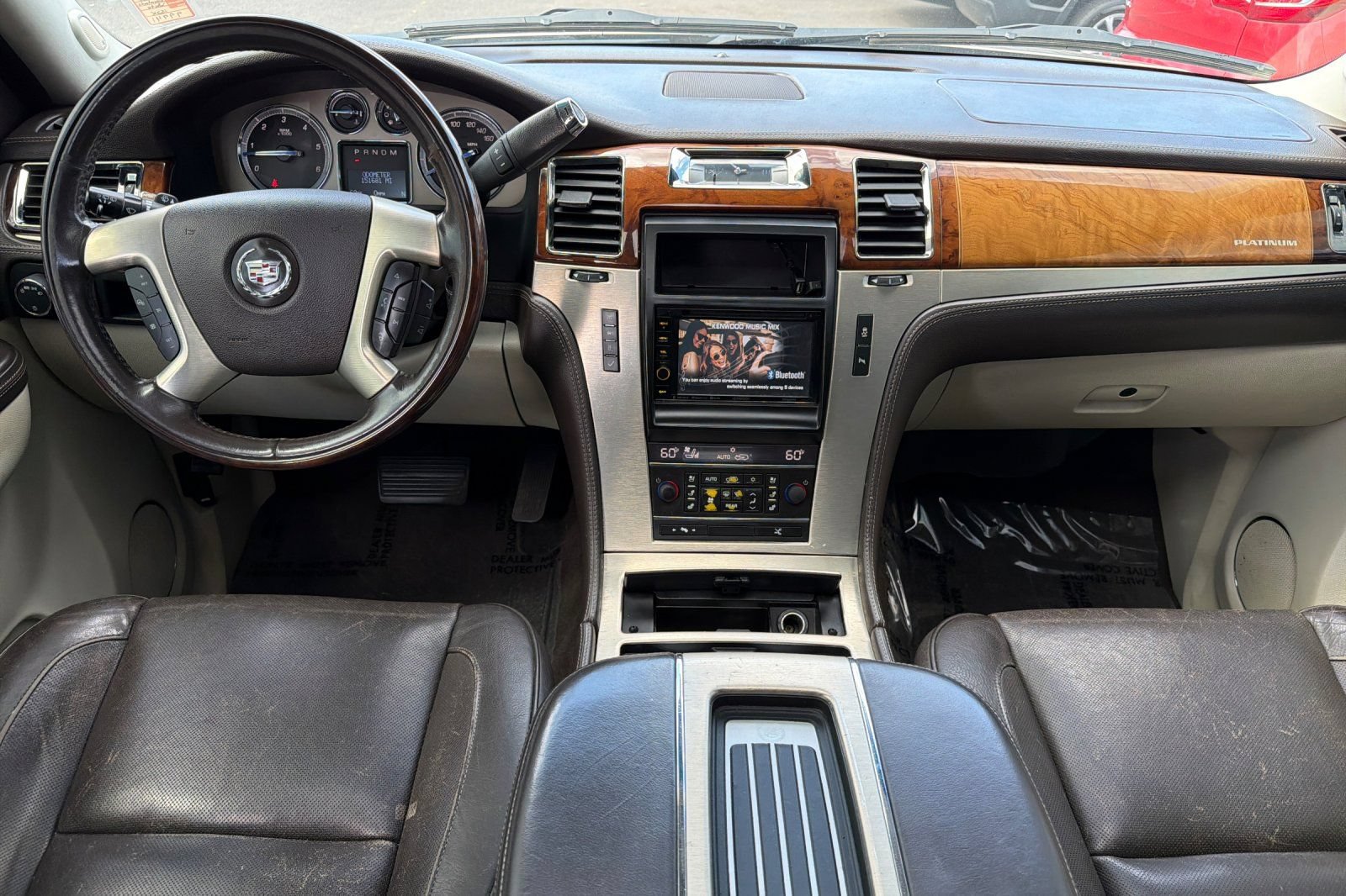 Used 2013 Cadillac Escalade ESV Platinum AWD/4WD image 14