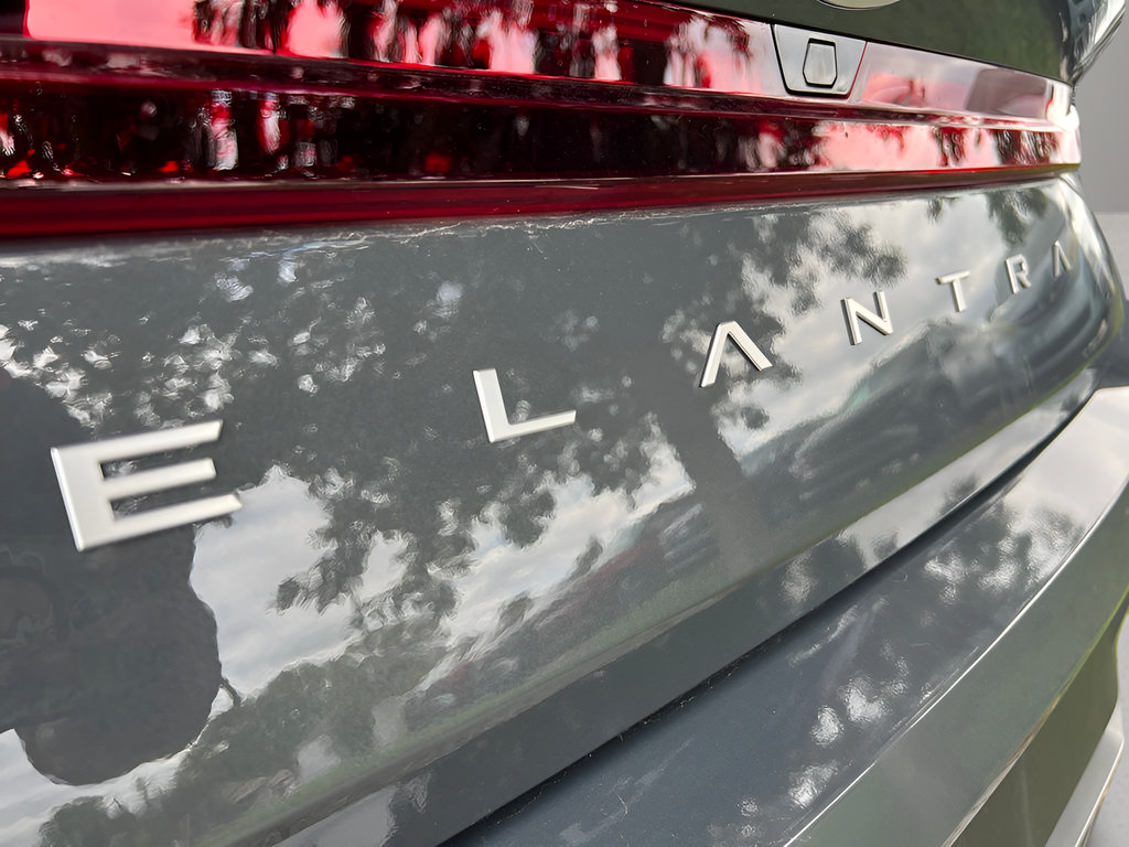 Certified 2026 Hyundai Elantra Sport FWD image 33