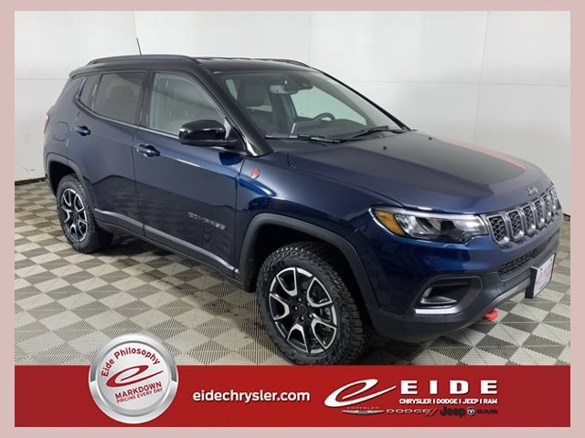 New 2026 Jeep Compass Trailhawk AWD/4WD image 1