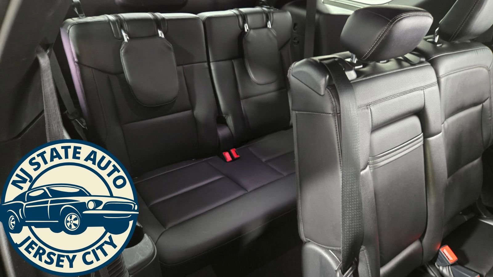 Used 2020 Ford Explorer XLT w/ Equipment Group 202A image 42