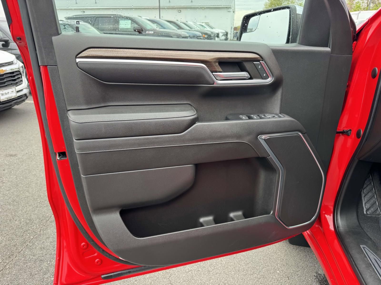 Used 2023 Chevrolet Silverado 1500 LT image 23