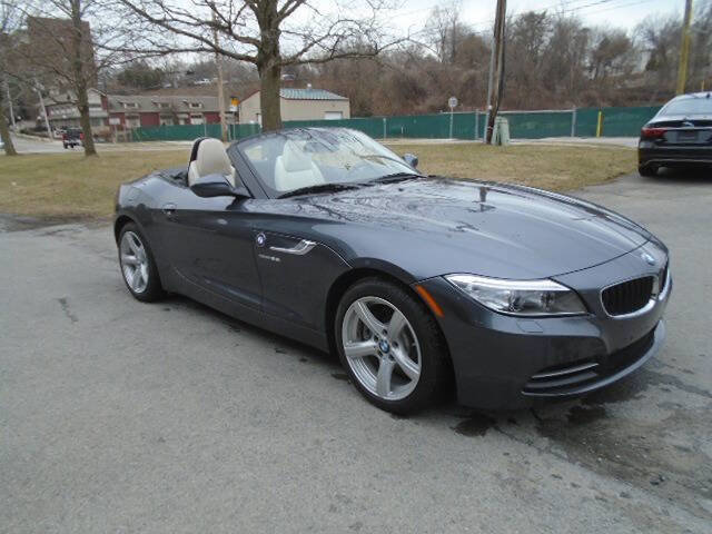 Used 2015 BMW Z4 sDrive28i image 3